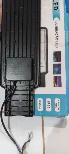 Luminária tipo pulblica