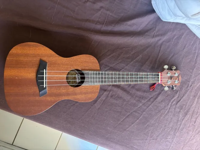 Ukulele Tagima 23-K NF