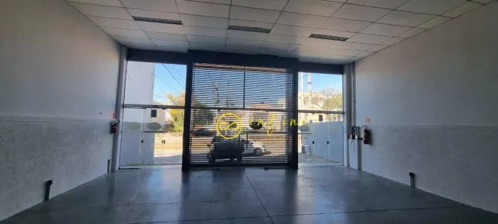 Galpão Comercial, 320 m² - aluguel por R$ 5.500/mês ou venda por R$ 1.500.000 - Parque Vit