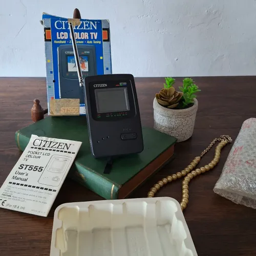 Antiguidade Mini TV portátil colorida Citizen ST555 para Colecionadores dos anos 90
