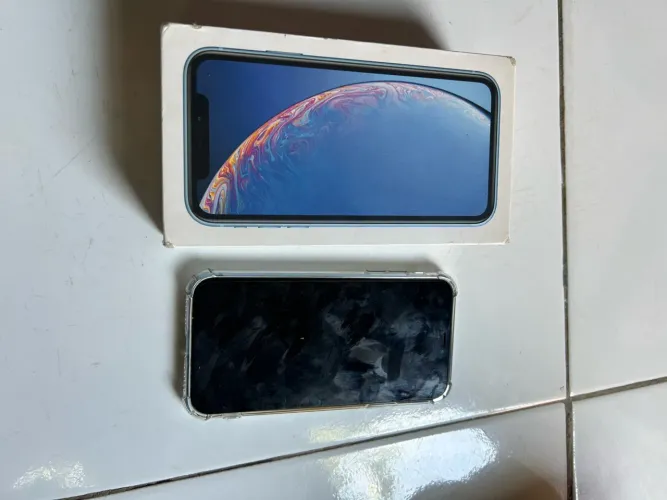 iPhone XR