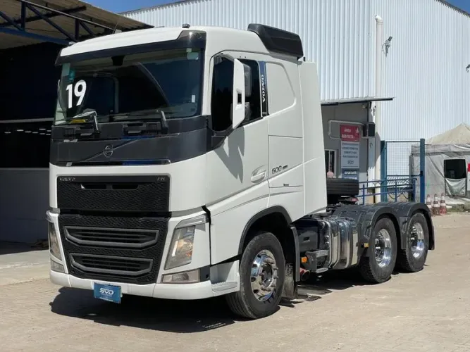 VOLVO FH 500 6X4 ANO 2019 - COM 490 MIL KM - KIT BASCULANTE + RODAS DE ALUMÍNIO - REPASSE
