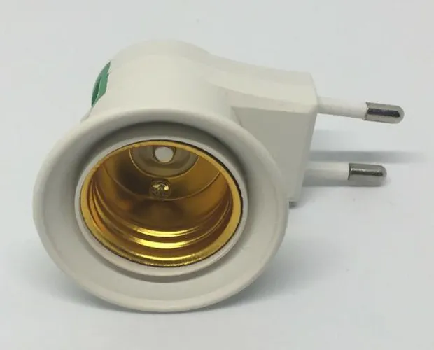 Soquete de Tomada E27 Para Acender Lâmpadas em Qualquer Tomada Produto Novo