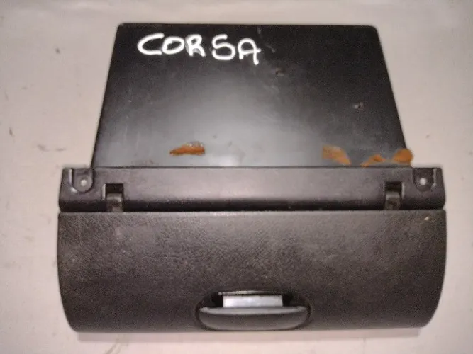 Porta Luvas GM/Corsa Sedan 4 Portas 1997/99.