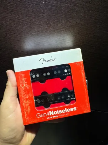 PAR DE CAPTADORES FENDER BAIXO 4 CORDAS ZERO