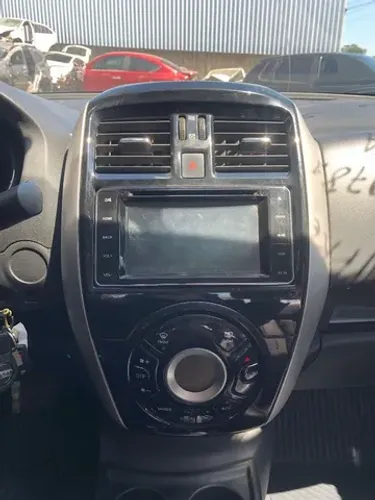 Multimidia Nissan Versa 1.6 2017/2017 