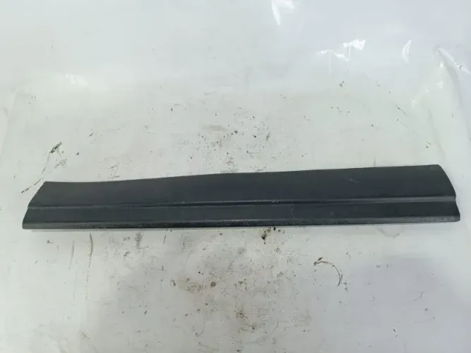 Soleira lado esquerdo Seat Cordoba VW Polo Classic 95-99