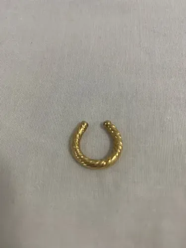 Piercing Fake em Ouro