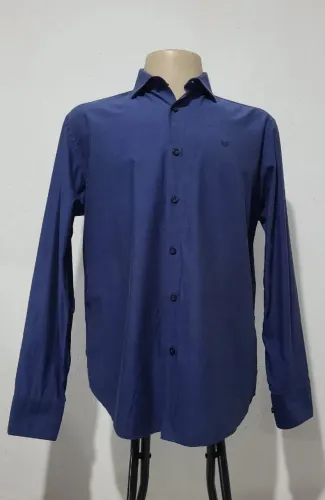 Camisa social Azul tamanho G, bonita, bem confortável, elegante, tecido macio. 