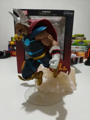 Estátua Marvel Gallery - Beta Ray Bill (com caixa original)