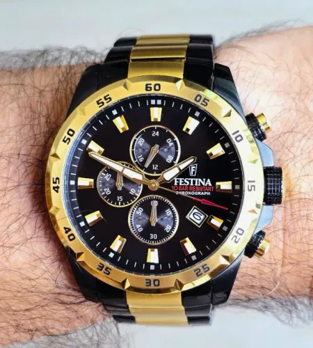 Relógio Festina Timeless F20563/1 Luxo preto e dourado super conservado..