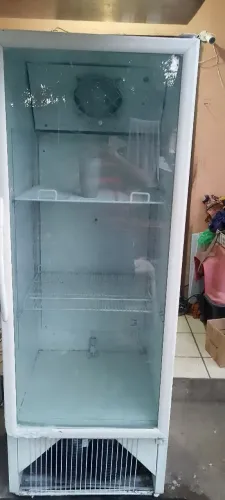 Expositor de bebidas frilux 