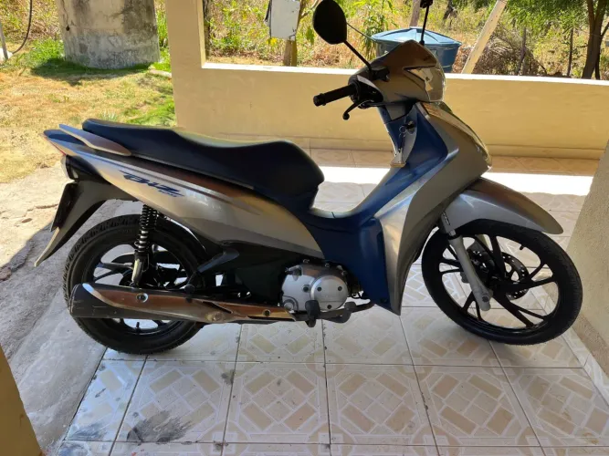 HONDA BIZ 125 SEMI NOVA