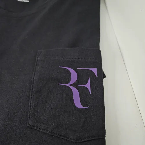 Camiseta Roger Federer RF uniqlo preta