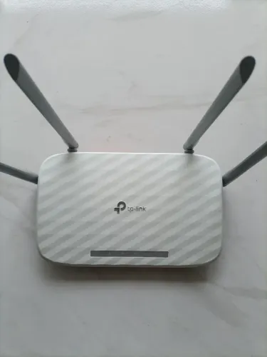 Roteador Wi-Fi TP-Link Archer C50 AC1200 - Dual Band (Completo na Caixa)