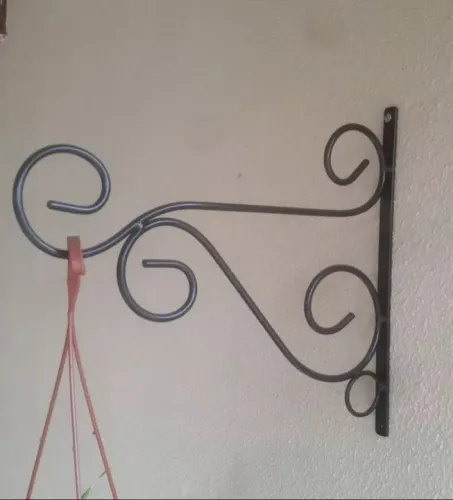 Suporte para Vaso de Planta em Metal - Estilo Rústico