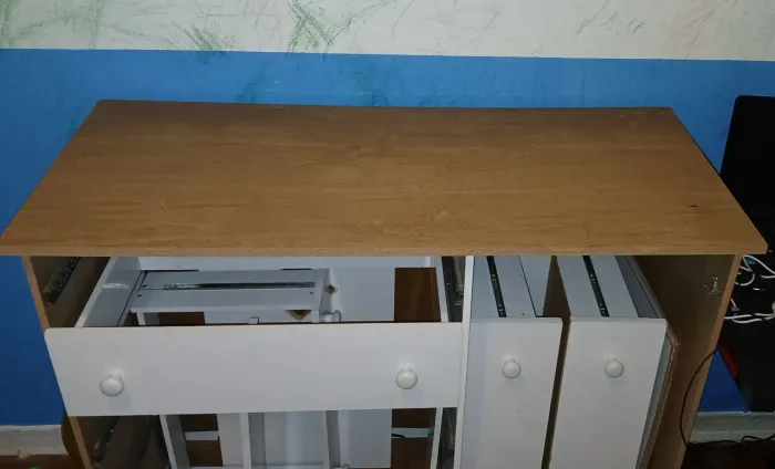 Doação Cômoda infantil