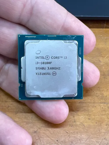 Processador Intel Core i3-10100F