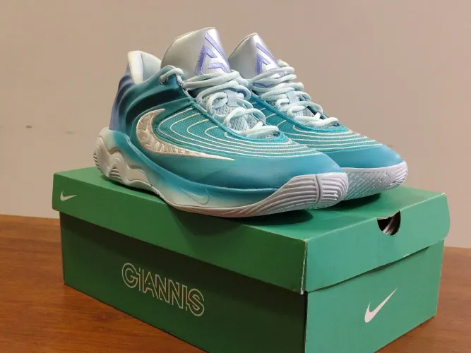 Tênis Nike immortality 4 original azul e branco número 44, novo e na caixa 