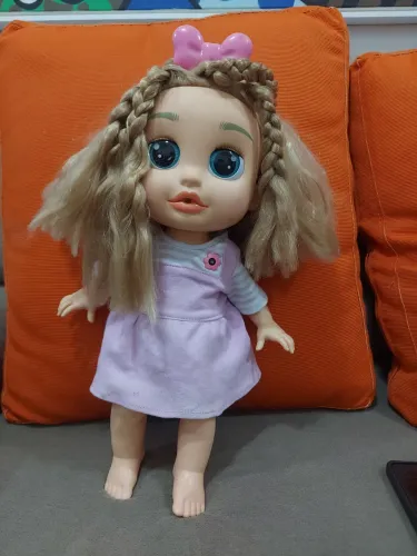 Boneca BaBy Wow Mia Fala 25 Frases