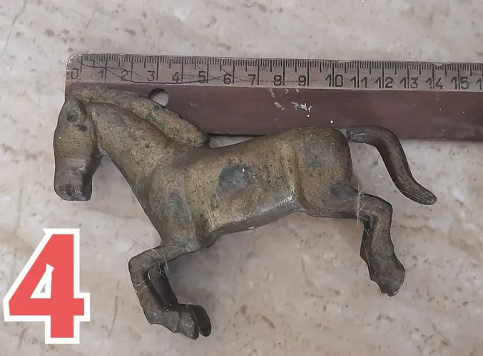 Cavalos de bronze