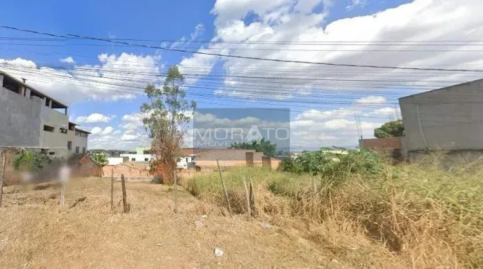 Lote 450m² no Bairro Xangri-lá, Região da Pampulha