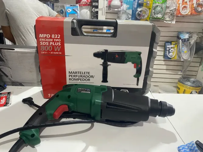 Martelo Perfurador/Rompedor DWT 800W SDS Plus