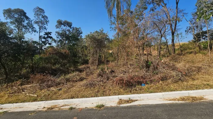 Excelente lote em Sarzedo,  Condomínio Vista da Lagoa 