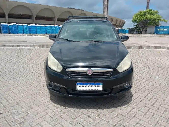 Fiat Grand Siena Attrac. 1.4 EVO F.flex 8V 2014