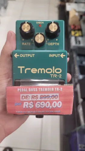 NA OFERTA! BOSS TREMOLO TR-2 