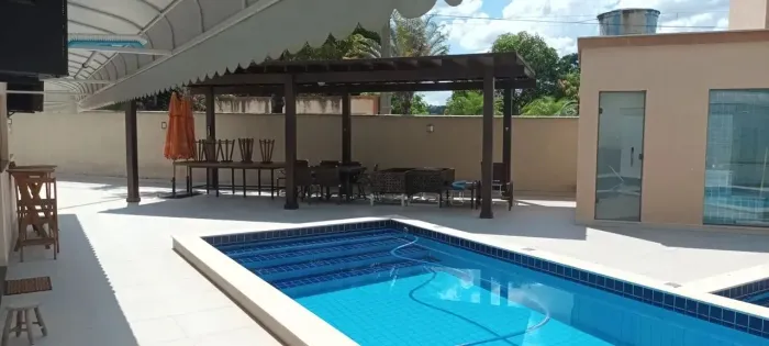 Linda casa no Condomínio Vale do Ouro
