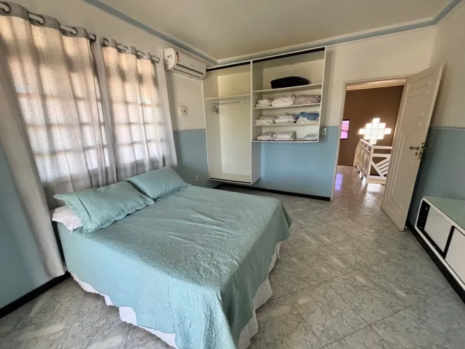 Excelente casa para locação de temporada próximo à praia.