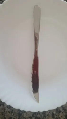 Faca de mesa para churrasco