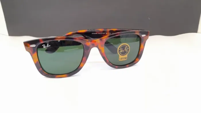 Óculos de sol Wayfarer Preto Masculino-Feminino Modelo 2140 RAY BAN