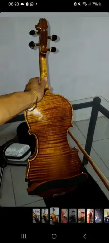 Violino avançado rajado profissional modelo Stradivarius