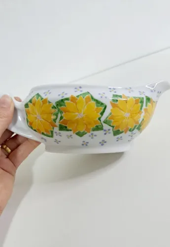 Molheira em porcelana floral amarelo antiga teixeira