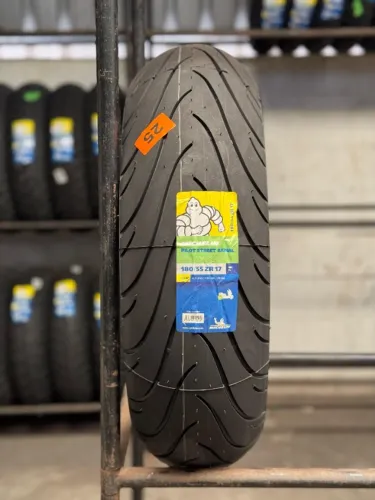 Pneu Michelin Pilot Street Radial 180/55-17 Hornet/Cb650/Xj6/R6/MT07 MT09/Versys/Suzuki 8S
