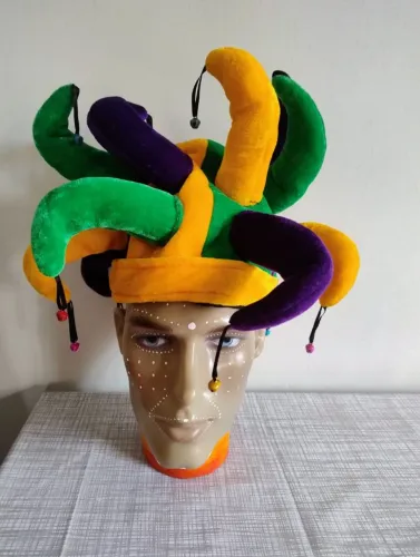 Acessórios para fantasias de Carnaval.