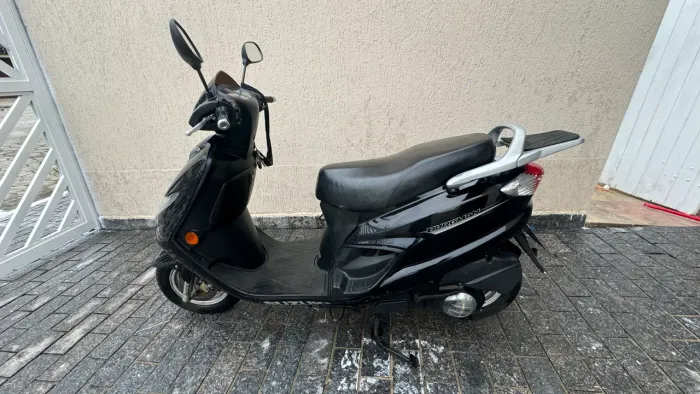 Suzuki Burgman 125 - 2008 - 14.500 km Preta - Raridade!