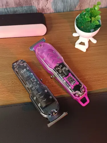 MÁQUINA DE CORTAR CABELO COM 4 PENTES CARREGAMENTO USB