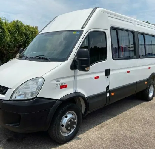 Iveco Daily Minibus Turismo Longo 50c17 3.0 16V 170cv Diesel Mec. E5 2018