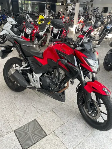 CB 300F ano 23/23