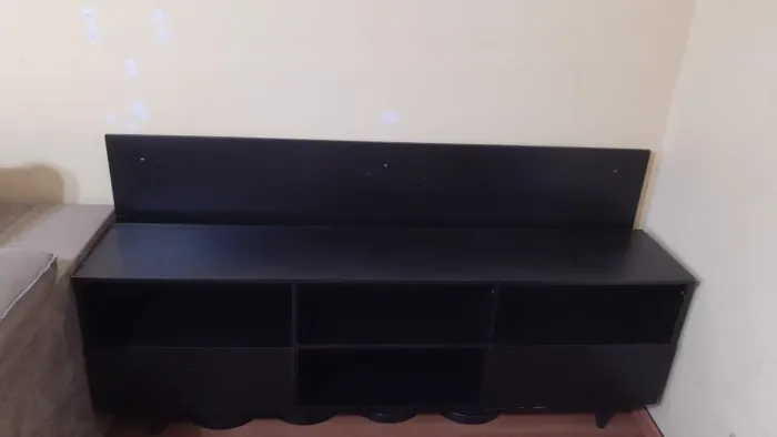 Painel preto para TV de até 60 + Rack com 2 portas