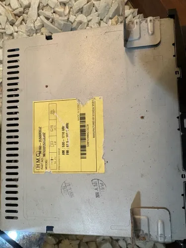 Rádio Som Original Hyundai i30 (2009 a 2012) + Moldura Ar Digital