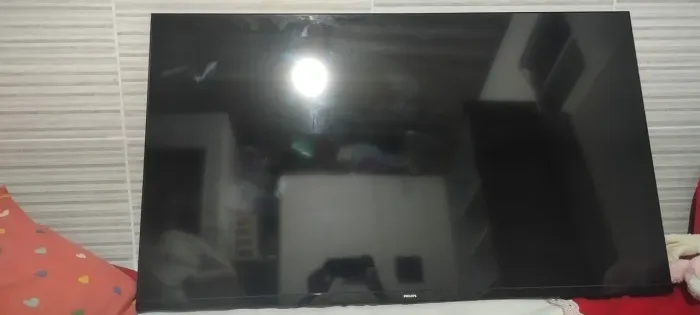 TV Philips 50 vendo ou troco com defeito 
