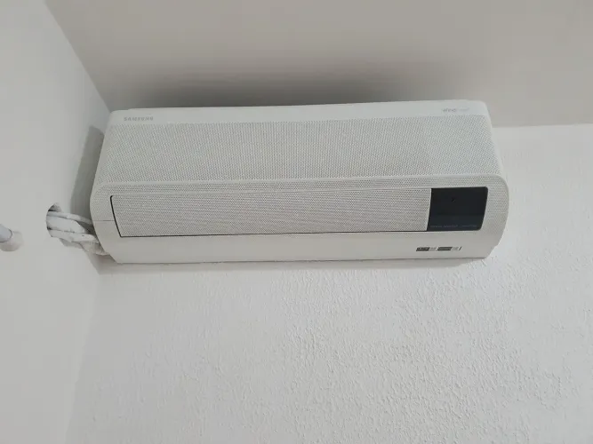Ar split Samsung smart things Alexa