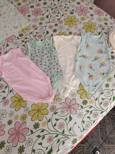 Roupa de bebê menina