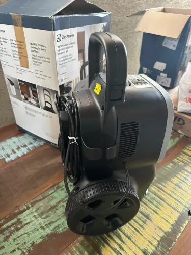 ? Lavadora de Alta Pressão Electrolux PowerWash 1850 PSI