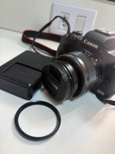 Canon EOS M50 + Lente EF-M 15-45mm + Filtro Polarizador