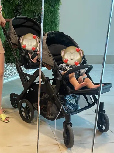Carrinho de bebê duplo ou carrinho gêmeos CONTOURS
